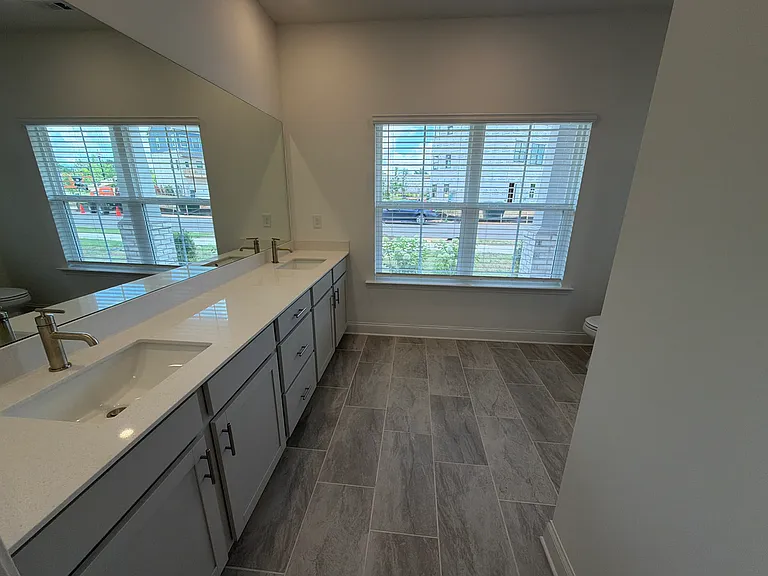 109 Prospect Ave — Photo 25