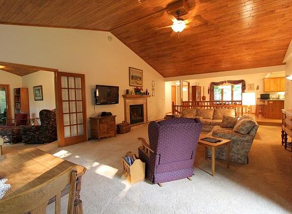 4th image of 11758 Maplewood Dr