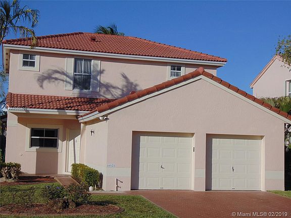 3rd image of 18521 NW 19th St