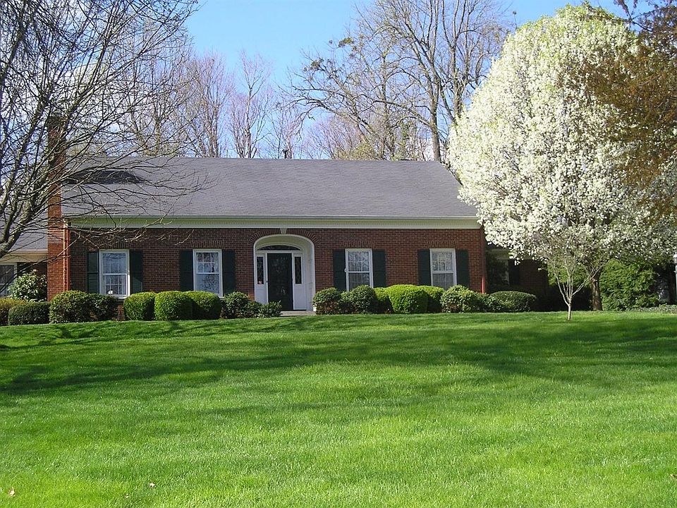 1st image of 530 Dogwood Dr