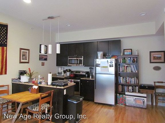 5th image of 326 N Sloan St #3316695