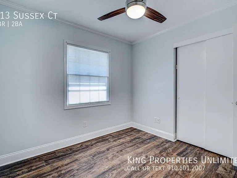 313 Sussex Ct — Photo 23