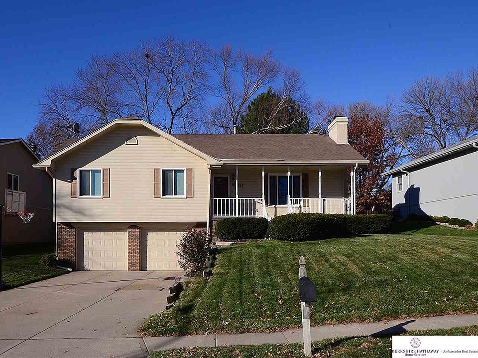 1st image of 6110 S 93rd St