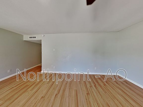 2nd image of 1025 Stonetrail Dr