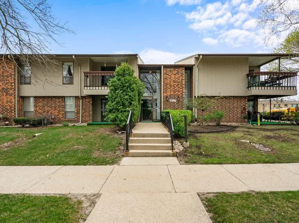 8117 West Manitoba STREET #4, West Allis, WI 53219