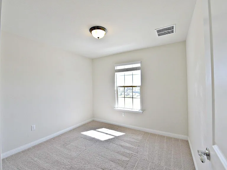 2304 Capra Ter — Photo 17