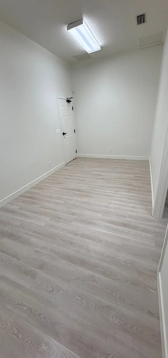138 Eagle Drive - A — Photo 2