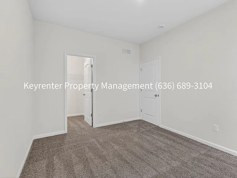 825 Cedarwood Dr — Photo 16