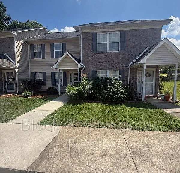 4121 Bentley Dr — Photo 1