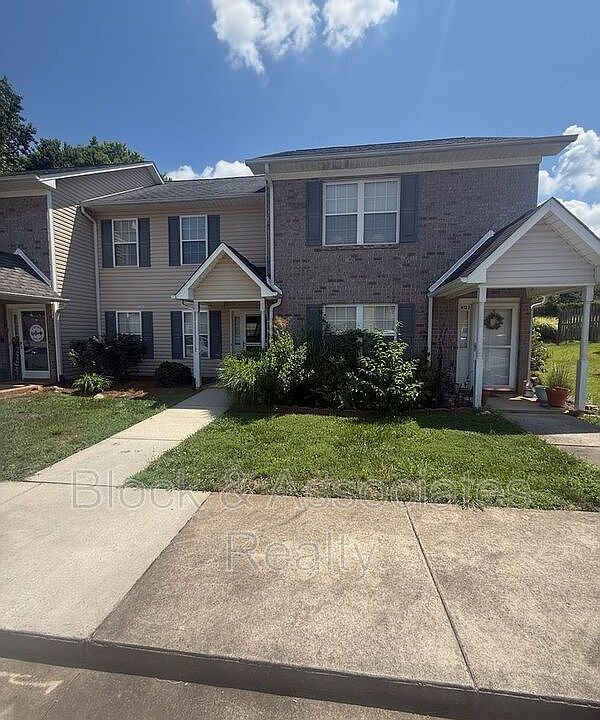 1st image of 4121 Bentley Dr