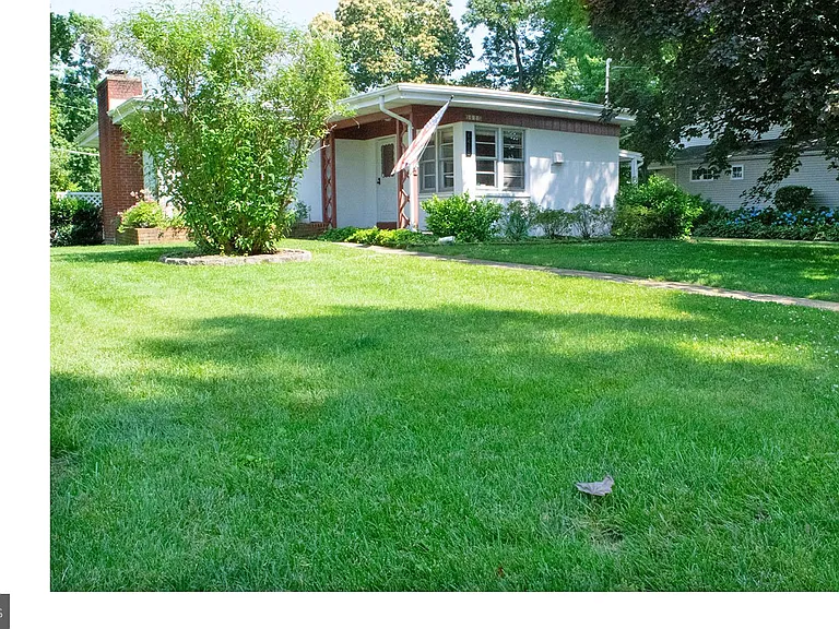 6415 Potomac Ave — Photo 3