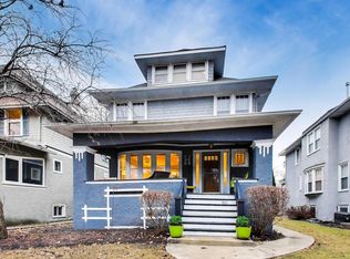 921 Wenonah Ave, Oak Park, IL 60304