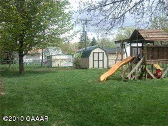 2nd image of 1910 GREEN Lane