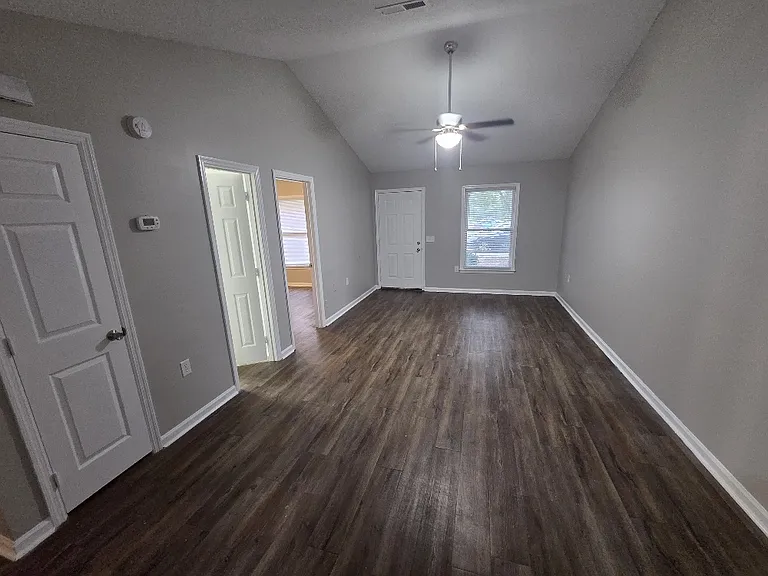 230 Lanier Dr #85 — Photo 3