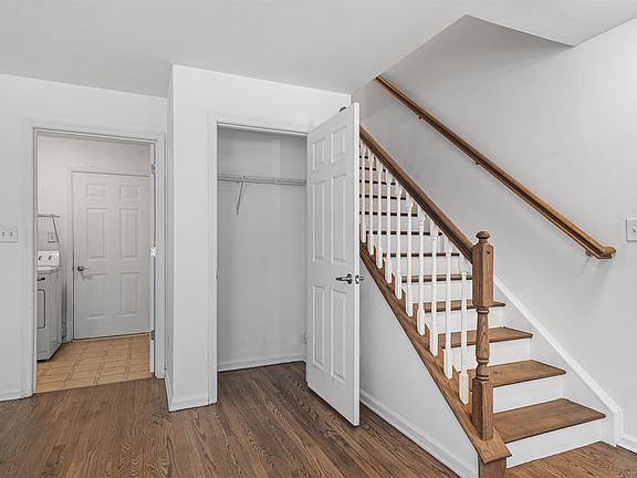 5th image of 5 Tribeca Ave #509