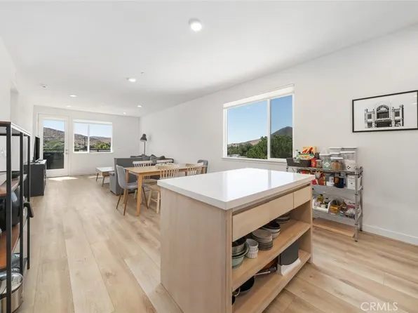 2475 Victoria Ave #209, San Luis Obispo, CA 93401