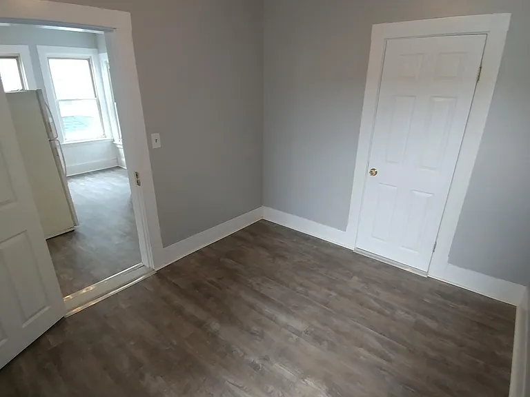 420 Maple St #4 — Photo 16