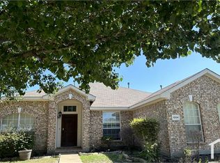 1004 Ashland Dr, Forney, TX 75126