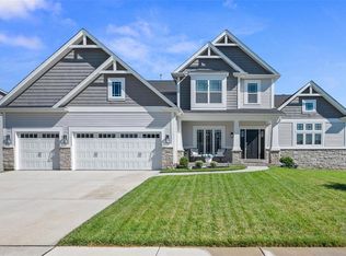 216 Wyndemere Ln, Lake Saint Louis, MO 63367