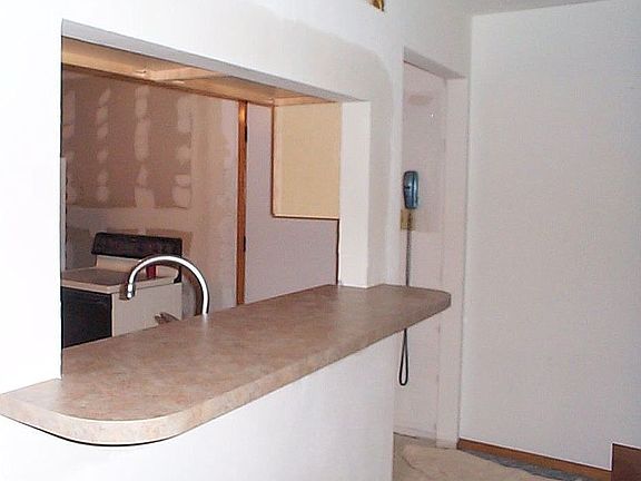 Dining Room side Breakfast Bar