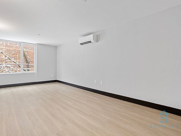 3rd image of 250 Winthrop St #3L