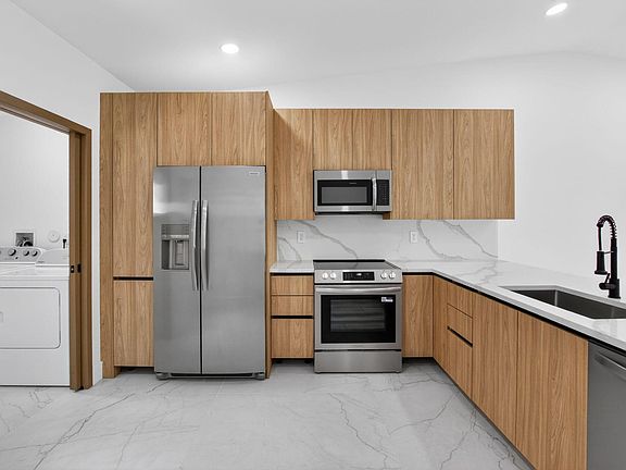 5th image of 8282 Springlake Drive