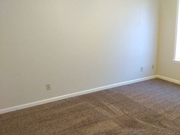 5th image of 2306A Raleigh Ct