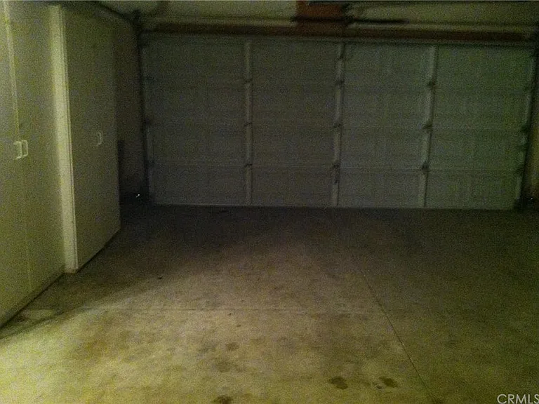 811 Fuchsia St — Photo 17