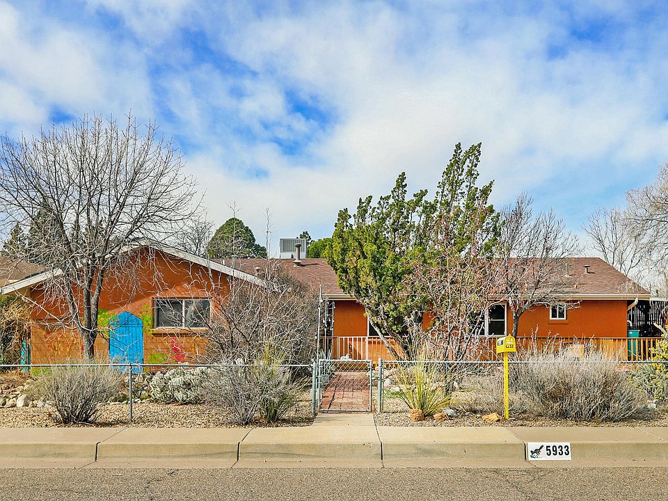 1st image of 5933 Pauline Ave NW