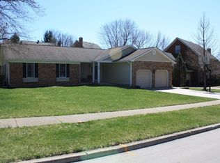 1062 Rockbridge Rd, Lexington, KY 40515