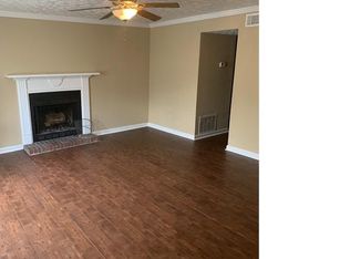 3026 Sarah Lou Dr, Snellville, GA 30078