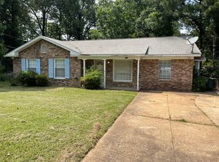 4193 Bishops Bridge Rd, Memphis, TN 38118