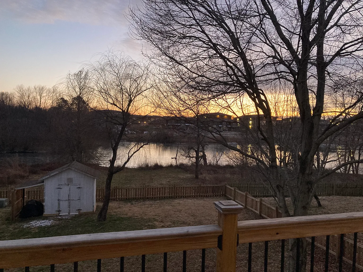 3 bed, 3.5 bath, 1940 sqft, $3,250 — Photo 3