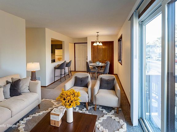 3rd image of 5070 Division Ave APT 3