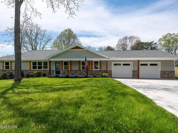 917 Huntington Farms Rd, Maryville, TN 37803