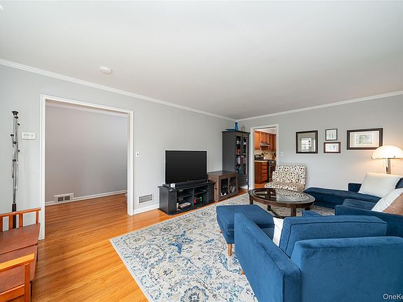 4th image of 169 Beech Street