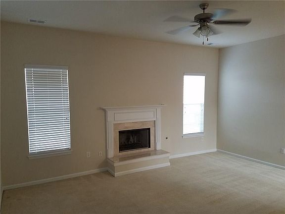 4th image of 229 Jarrod Oaks Ct