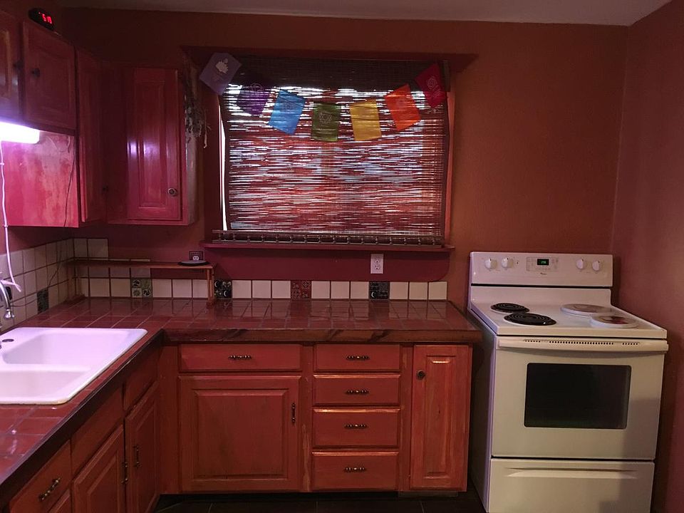 1st image of 170 Avenida De Veronica #2