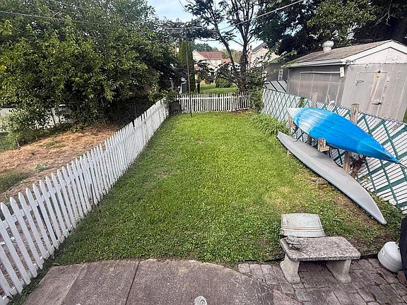 3rd image of 31 Poplar St