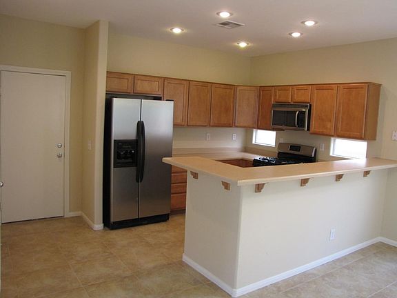 5th image of 5942 Rampolla Dr