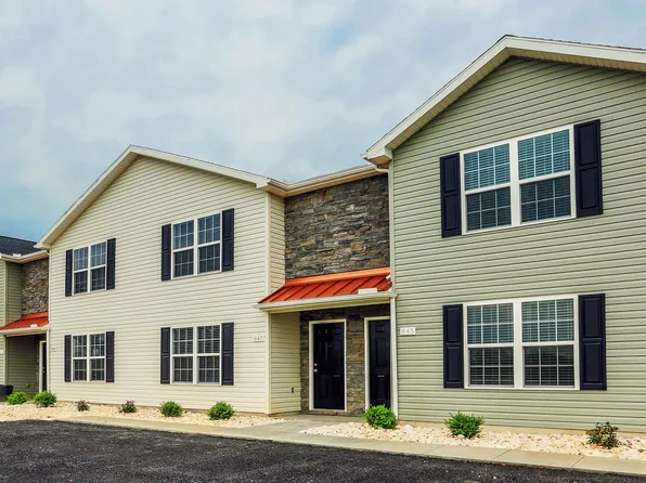 811 Grant Dr, Hanover, PA 17331