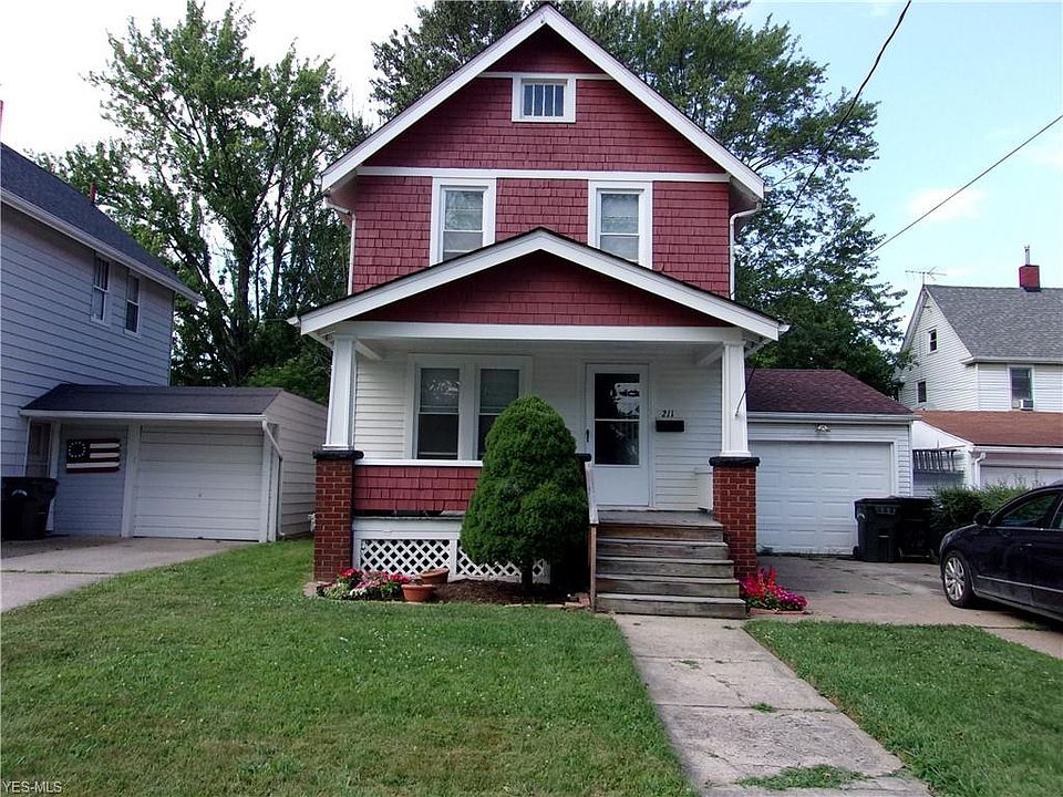 1st image of 211 Spruce St