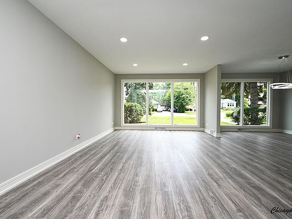 4th image of 232 Dalewood Ave