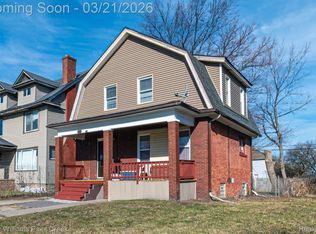 215 Winona St, Highland Park, MI 48203