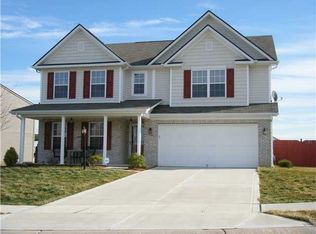 9483 Treyburn Lakes Dr, Indianapolis, IN 46239