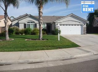 1012 W Encore Dr, Hanford, CA 93230