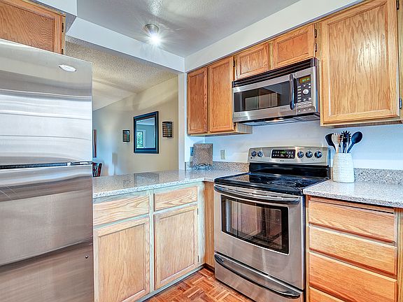 5th image of 12325 SE 41st Ln #34