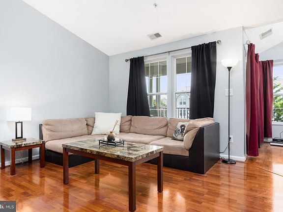 3rd image of 2444 Blue Spring Ct Unit 303