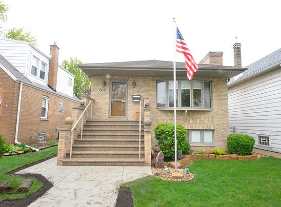 2nd image of 3804 N Olcott Ave