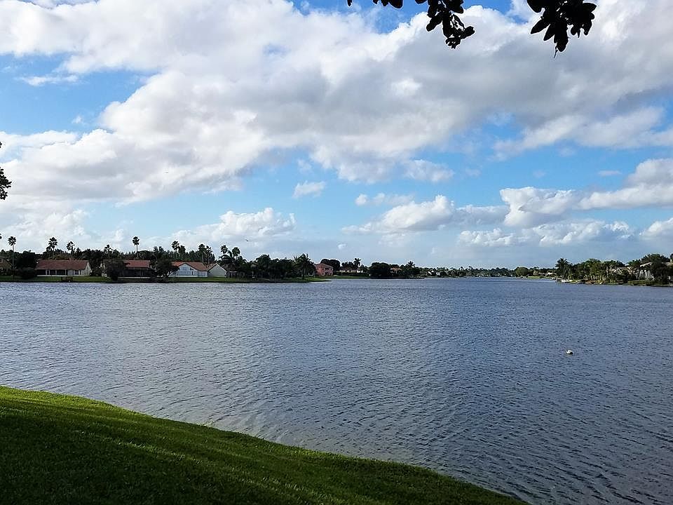 View of Lake Wellington